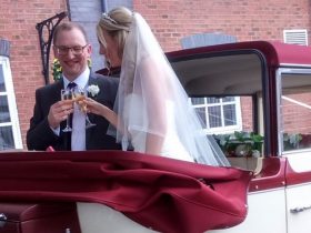vintage-wedding-car-chauffeur-hireXc2-705x482