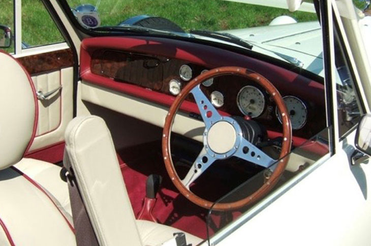 Vintage 1930's Style Wedding Car Chauffeur Hire